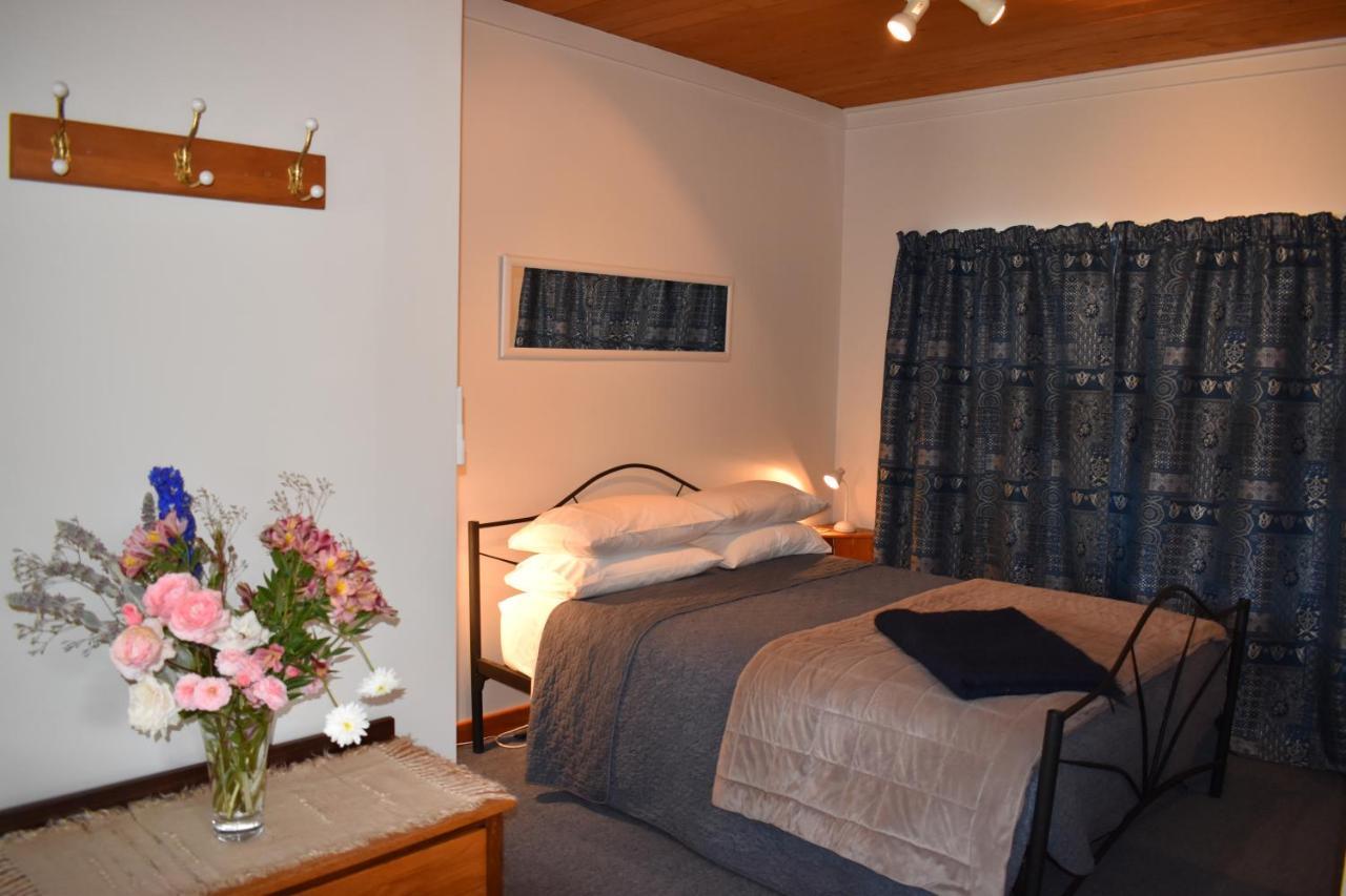 Olivista Bed & Breakfast Masterton Eksteriør bilde